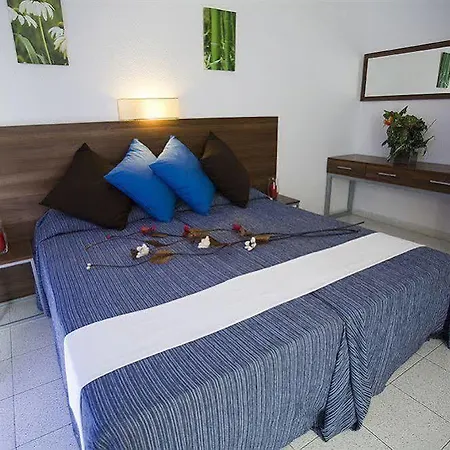 Pineda Splash - 30º Hotel