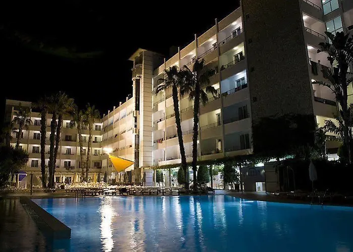 Pineda Splash - 30º Hotel Pineda de Mar